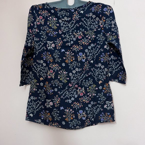 Navy Blue Floral Printed Top - Picture 2 of 3